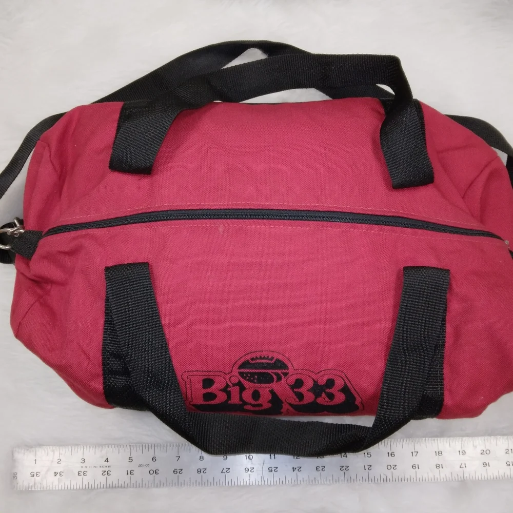 VINTAGE Pizza Hut round duffle bag Big 33 Football Classic with adjustab…